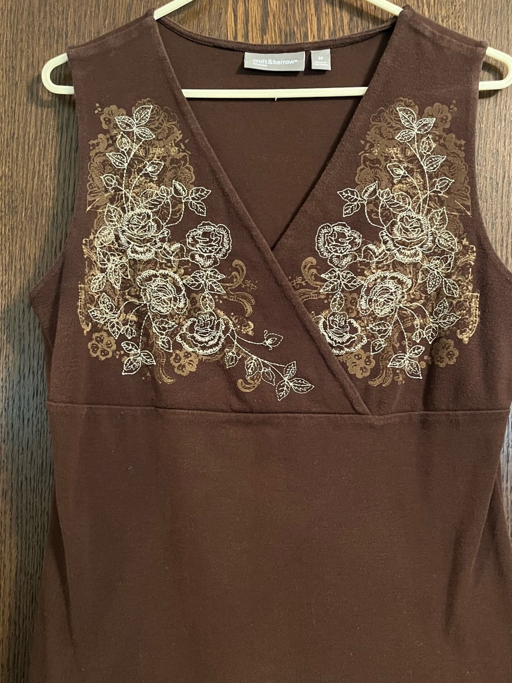 Sleeveless tee
